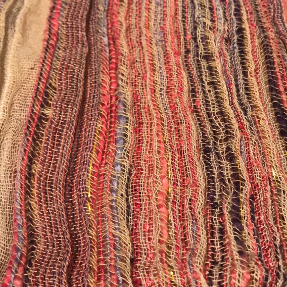 Shimmery Scarf! - Picture 3 of 3